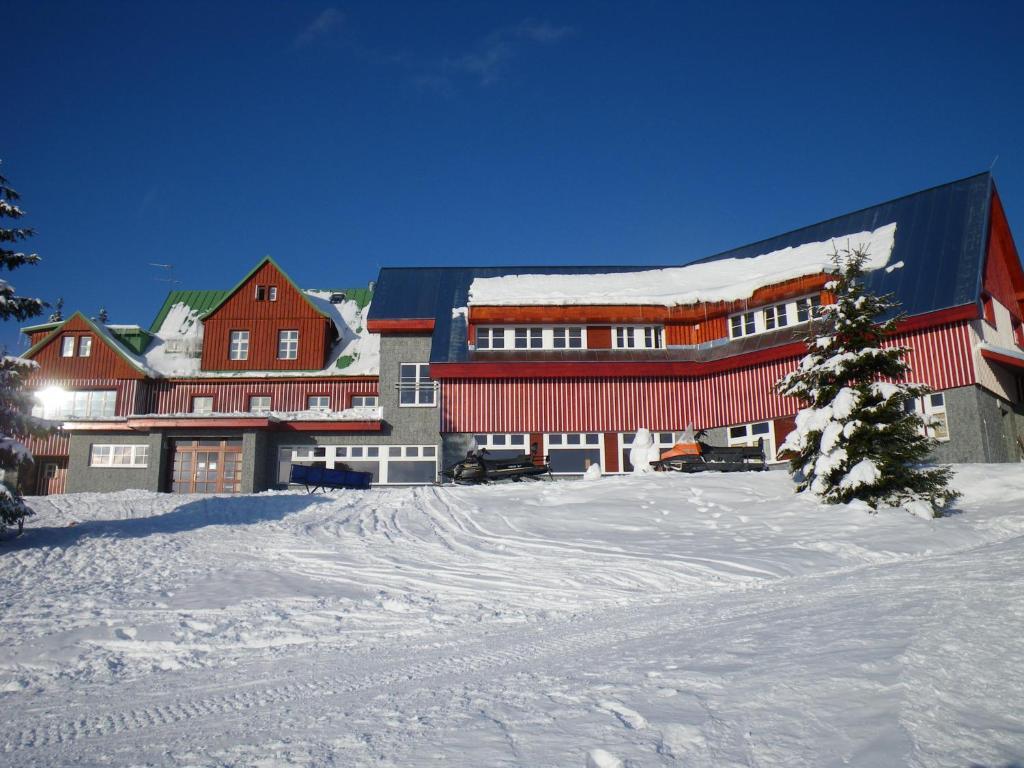 Horska Chata Sedmidoli Hotel Spindleruv Mlyn Exterior photo