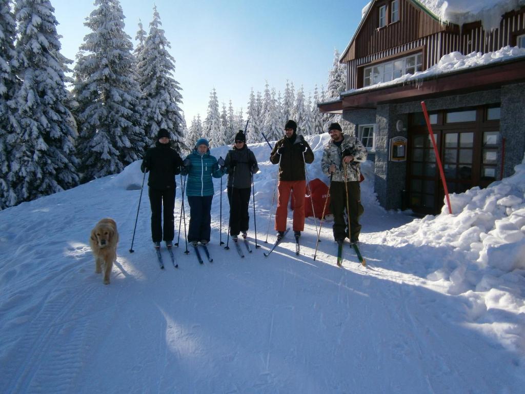 Horska Chata Sedmidoli Hotel Spindleruv Mlyn Exterior photo